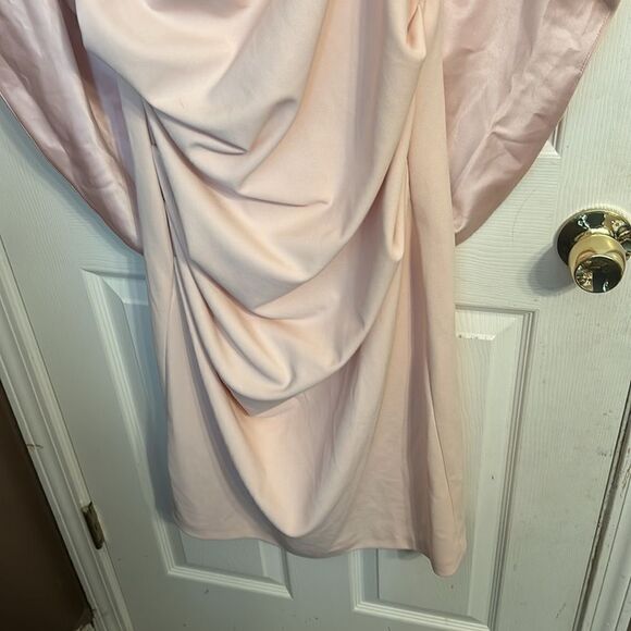 Betsey &Adam Drapedback  ruched  Sheath Dress NWOT 12 - Picture 5 of 11